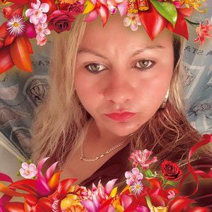 Meet your Posher, Luna